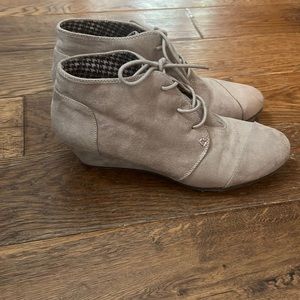 Marbella Booties Faux Suede Size 10